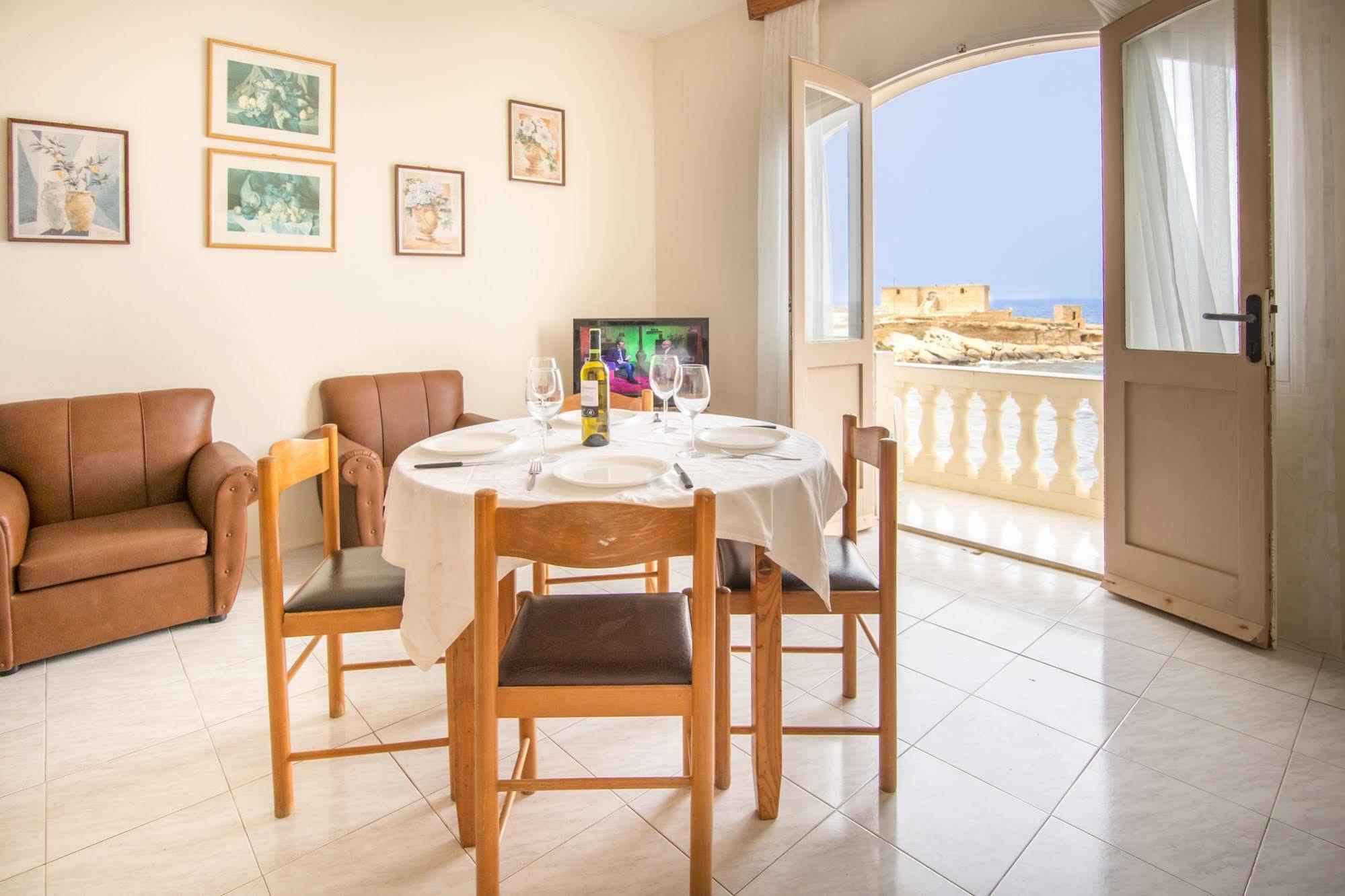 Horizon Apartments Gozo Marsalforn Екстериор снимка
